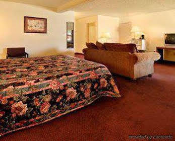 River Valley And By Belvilla Hotel
